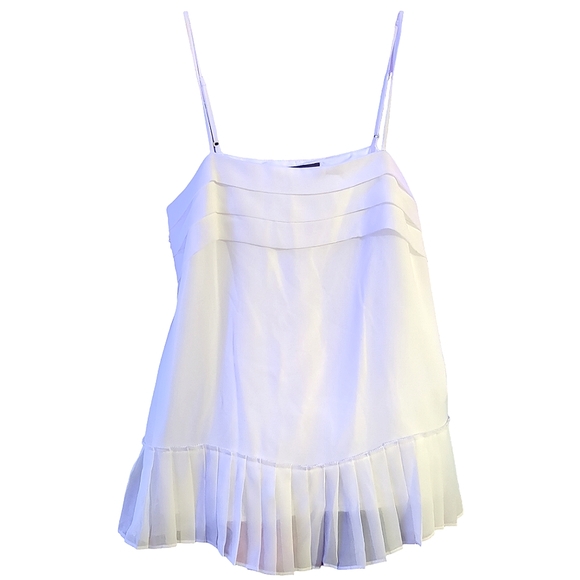 ❗$1 Bundled❗BANANA REPUBLIC Solid White Multilayer Flowy Spaghetti Strap Top - Picture 2 of 5